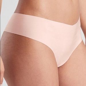 Athleta natura thong. small. 5 pair. Pink NWT